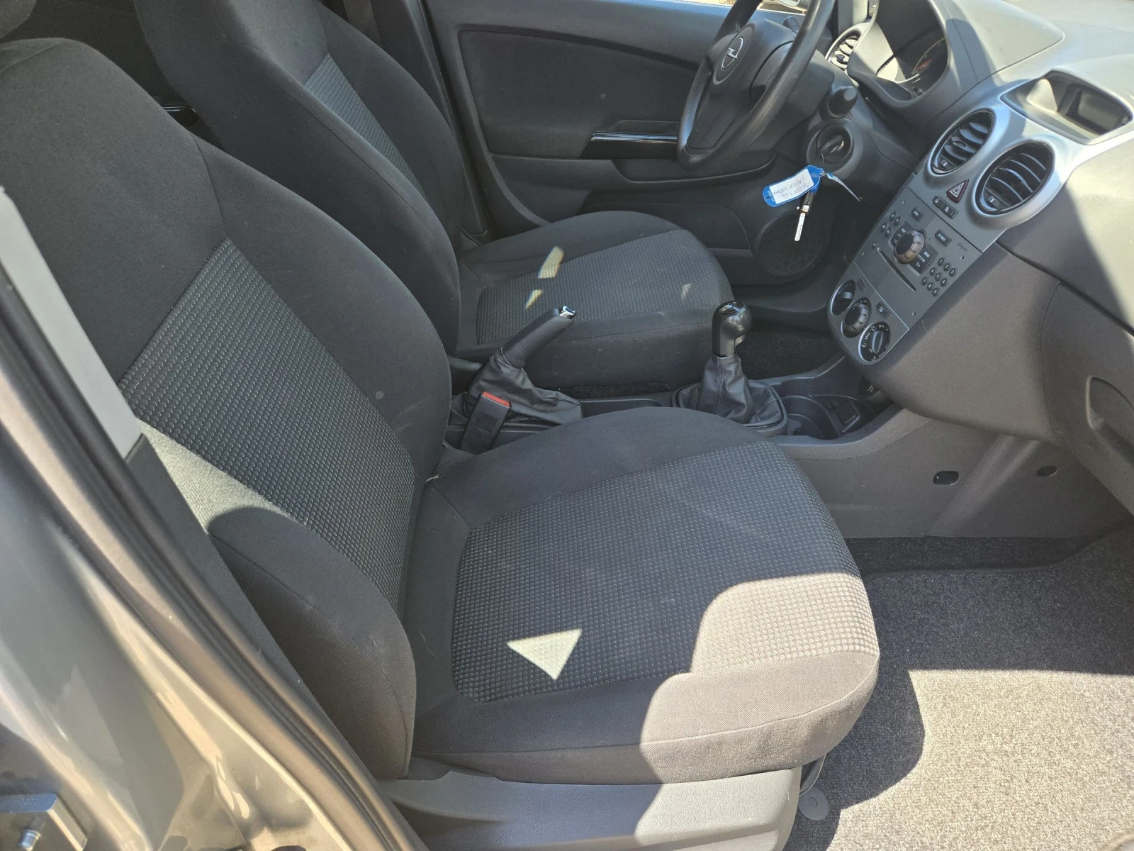 Opel Corsa  - изображение 6