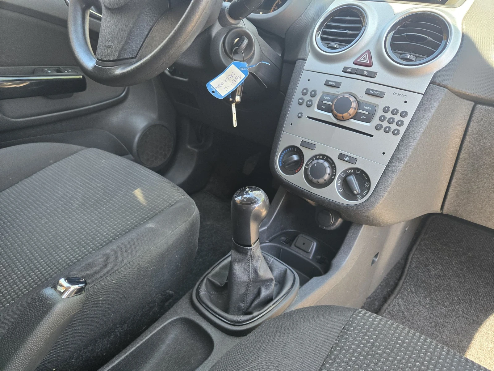 Opel Corsa  - изображение 7