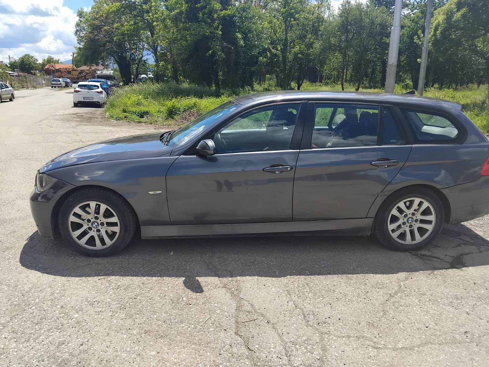 BMW 320 E91 - изображение 5