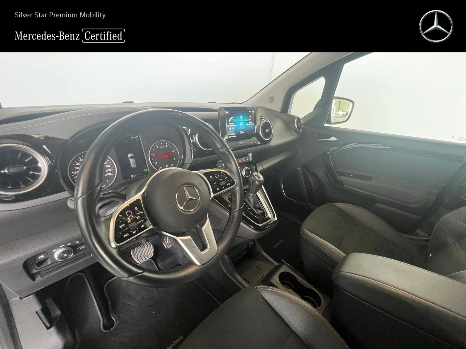 Mercedes-Benz T-класа 180d - изображение 8