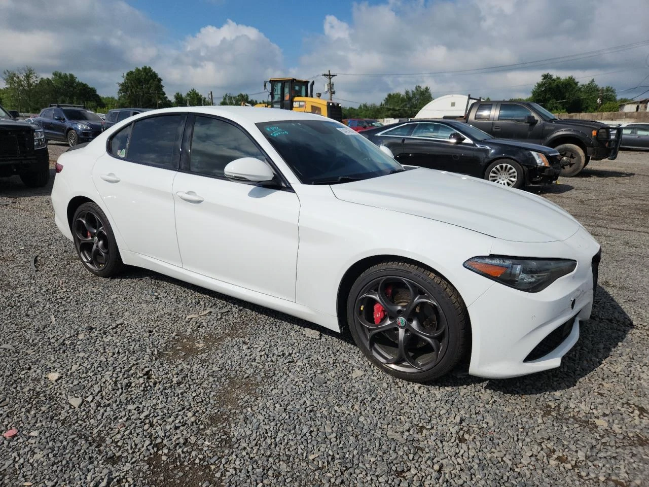 Alfa Romeo Giulia  - изображение 3