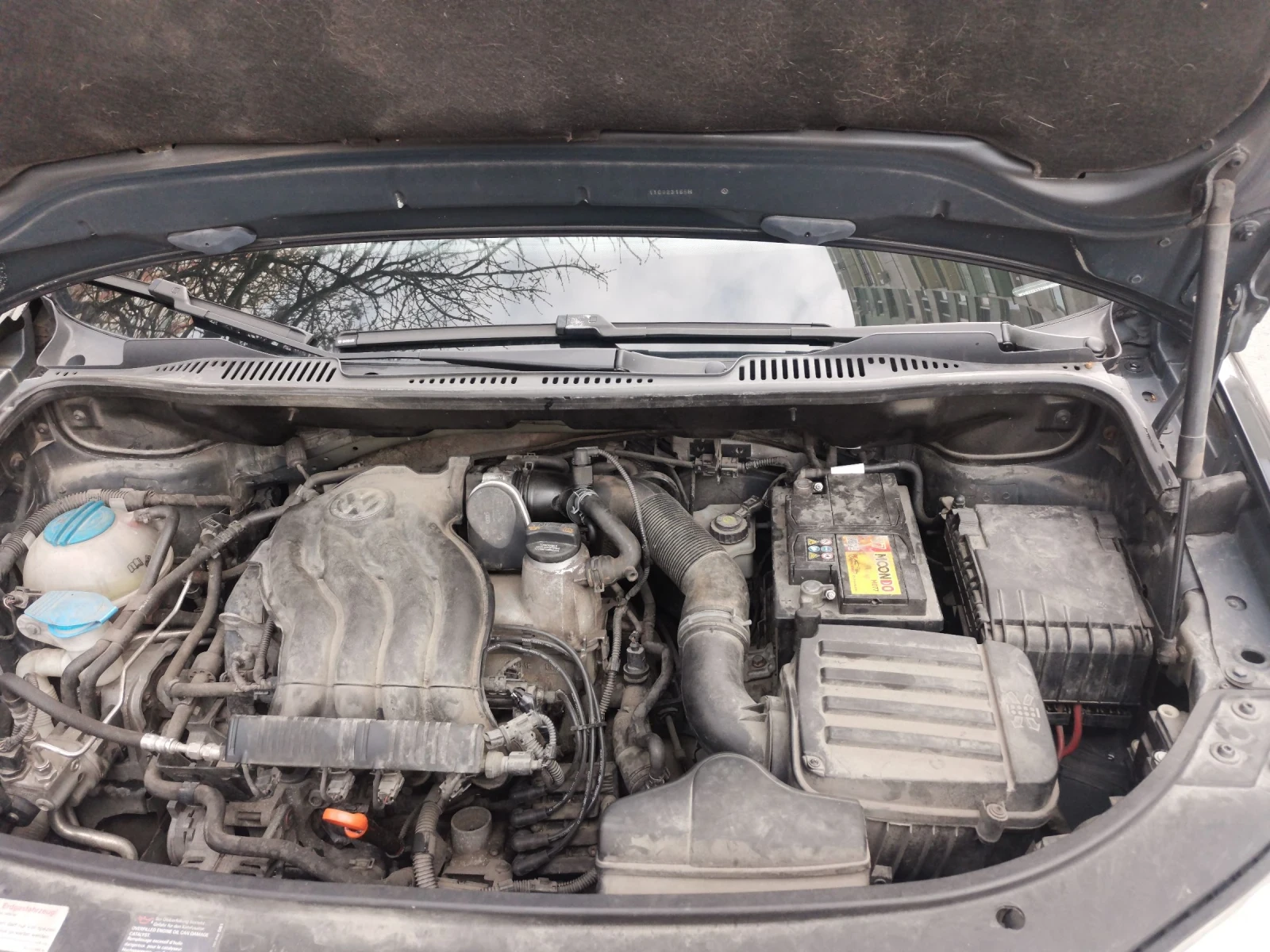 VW Touran Volkswagen Touran 1.4 метан, 7 мест. , снимка 12 - Автомобили и джипове - 52858435