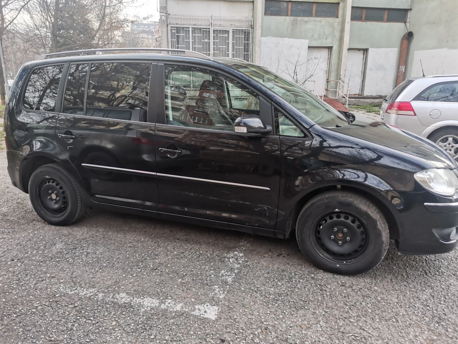 VW Touran Volkswagen Touran 1.4 метан, 7 мест.  - изображение 2