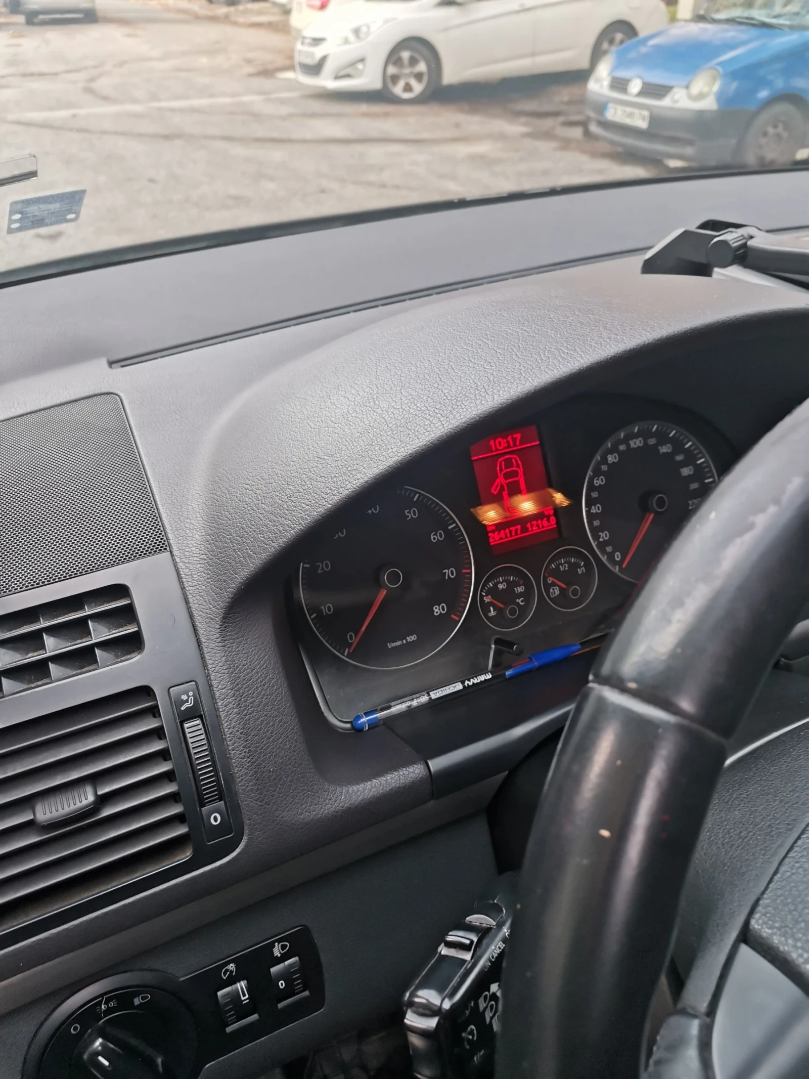 VW Touran Volkswagen Touran 1.4 метан, 7 мест.  - изображение 10