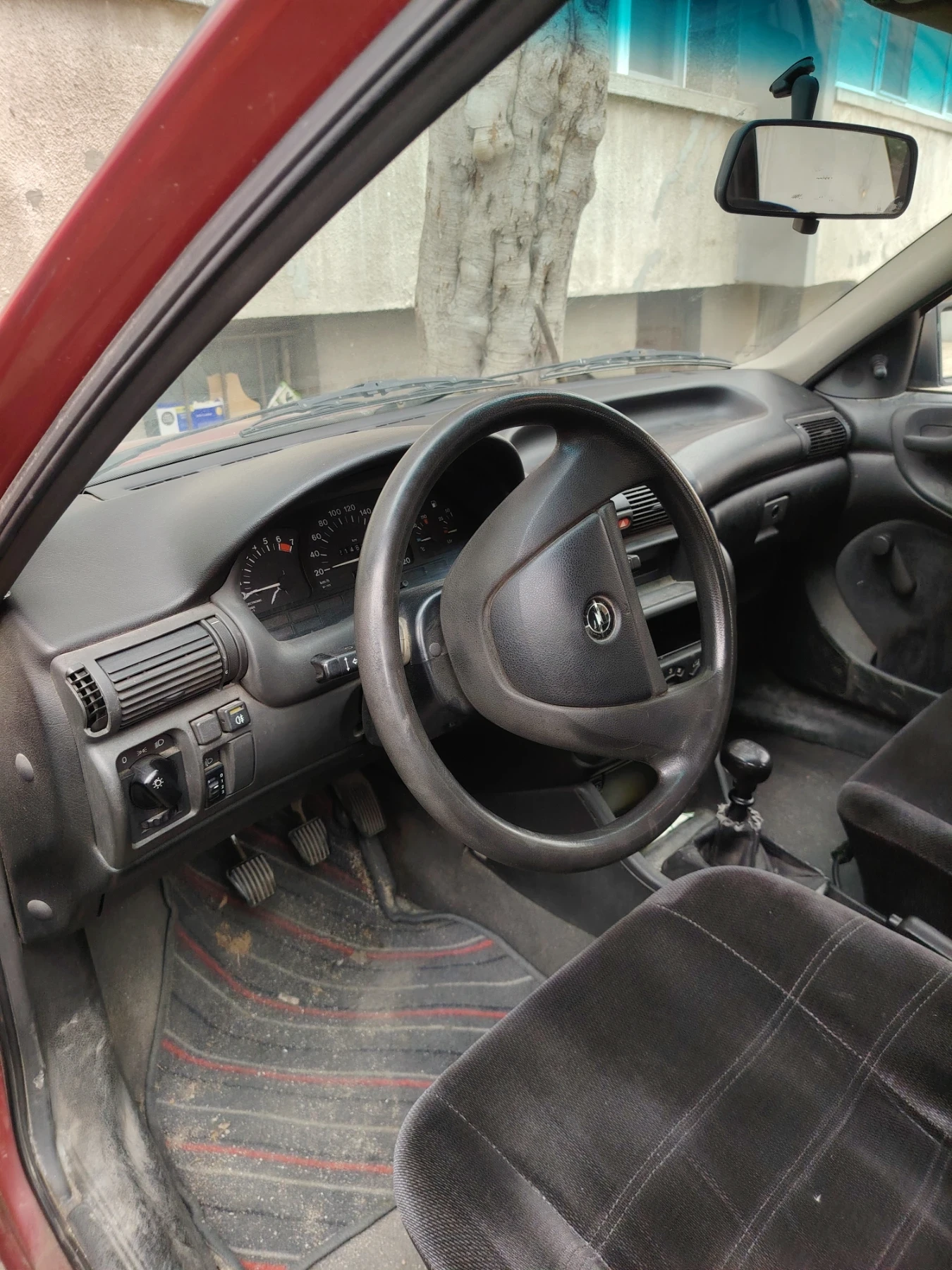 Opel Astra 1992 - изображение 8