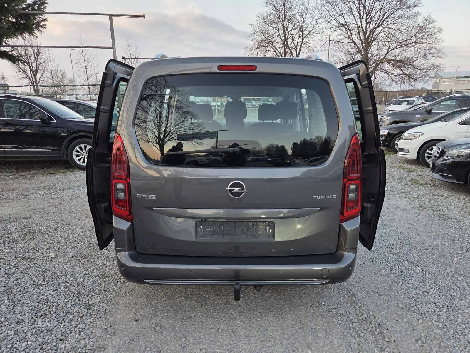 Opel Combo 1.5D-131k.s-6sk-NAVI-LIFE-EURO 6, снимка 5 - Автомобили и джипове - 53980222