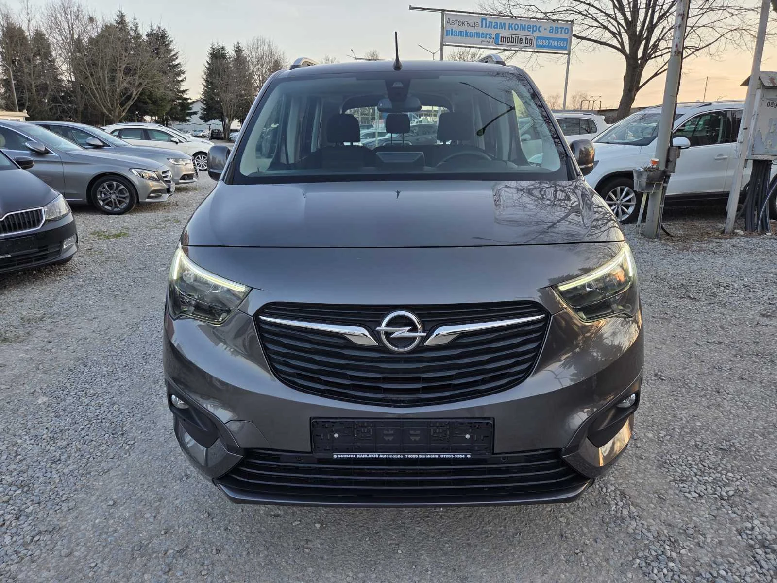Opel Combo 1.5D-131k.s-6sk-NAVI-LIFE-EURO 6, снимка 2 - Автомобили и джипове - 53980222