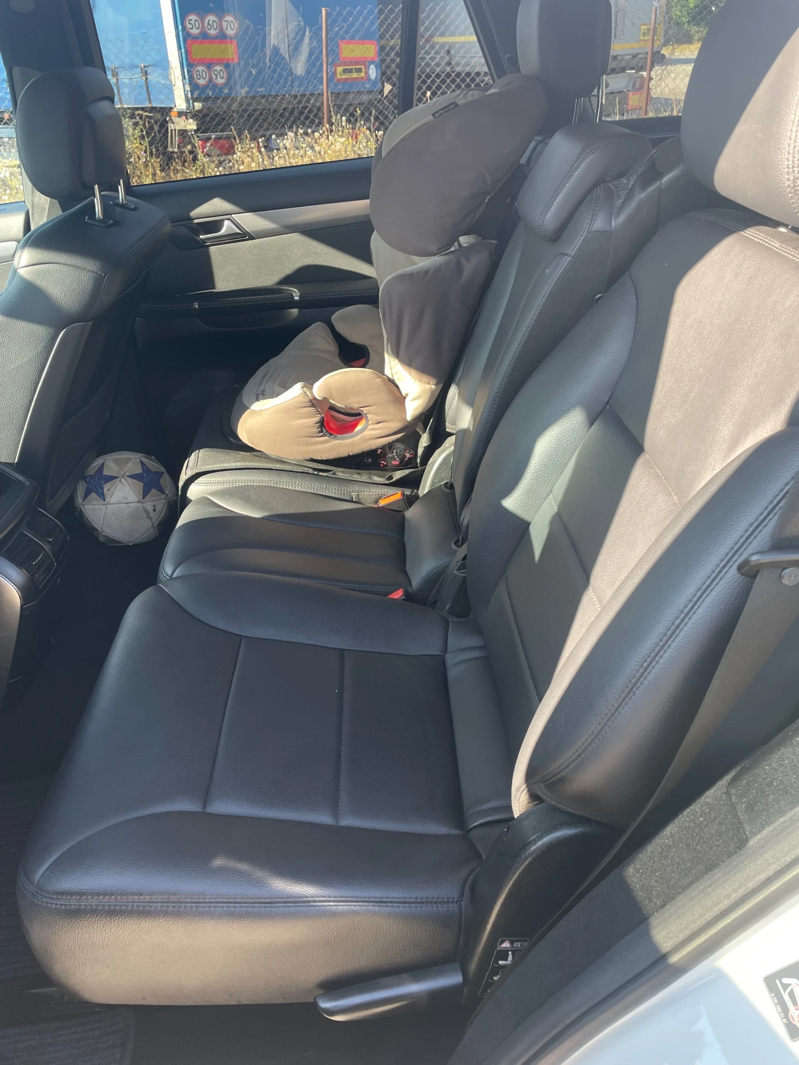 Mercedes-Benz R 350 R 350 CDI 4Matic, снимка 13 - Автомобили и джипове - 54458937