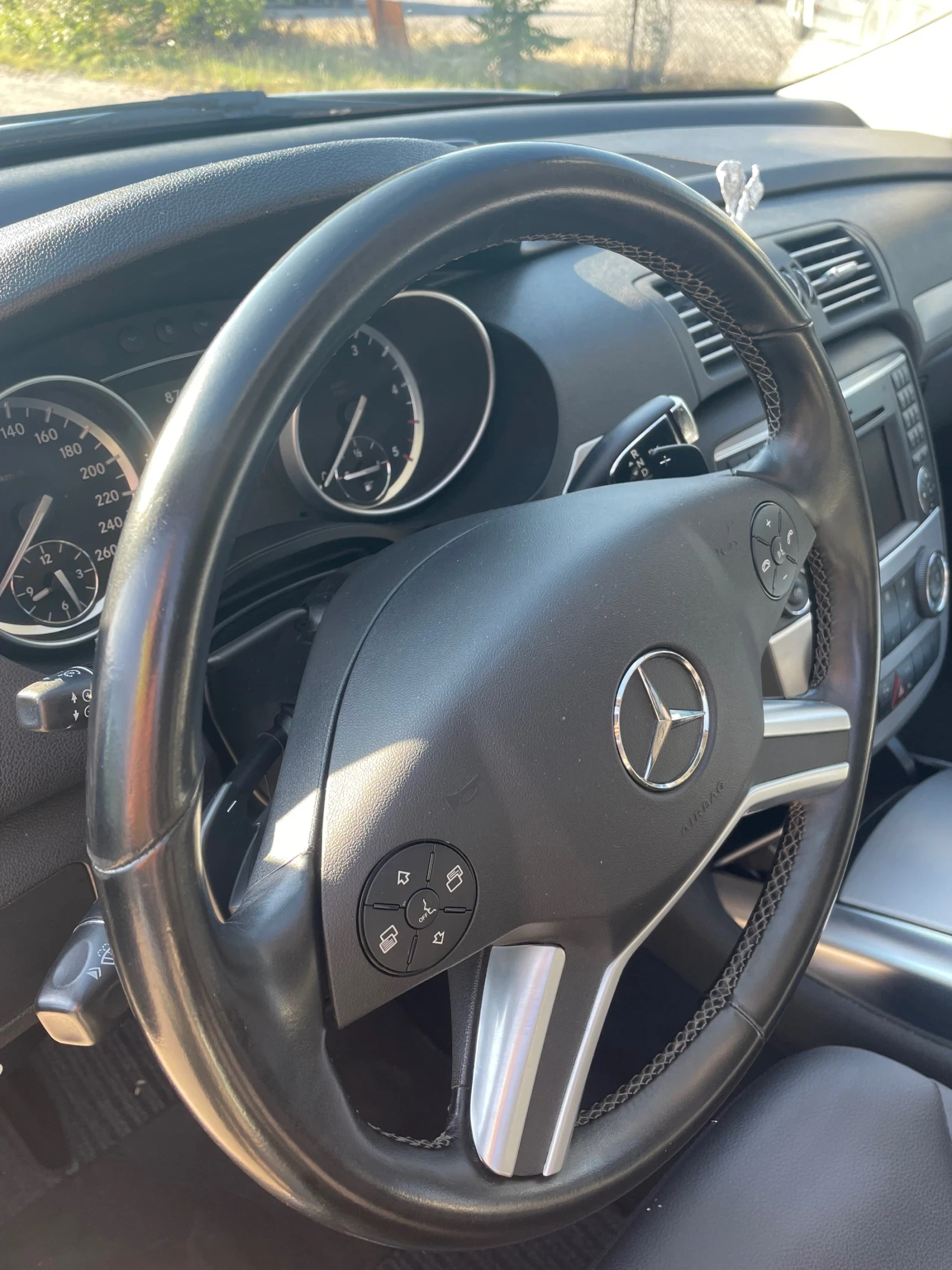 Mercedes-Benz R 350 R 350 CDI 4Matic, снимка 9 - Автомобили и джипове - 54458937