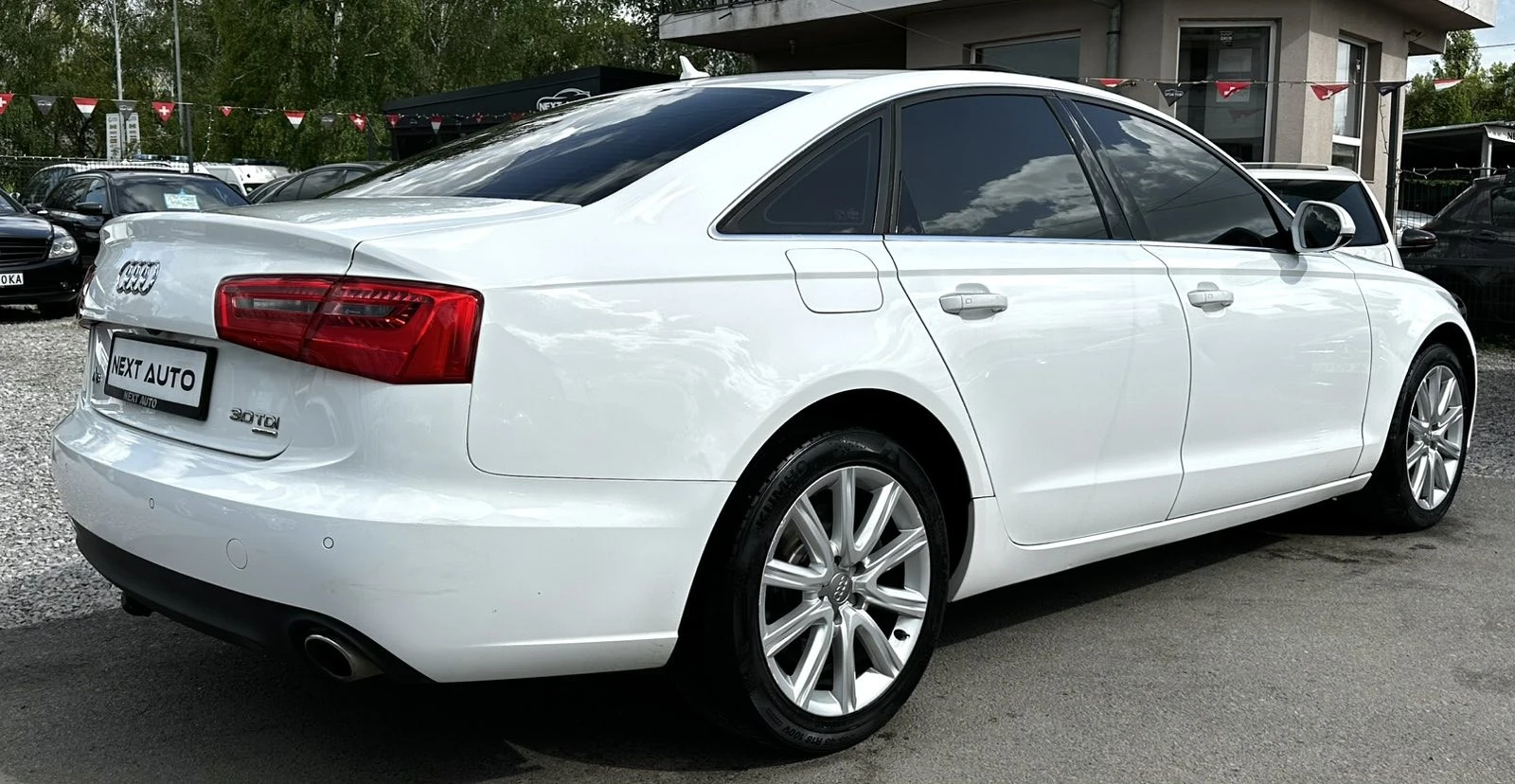 Audi A6 3.0TDI 245HP KEYLESS ШИБЕДАХ CAMERA LED, снимка 5 - Автомобили и джипове - 54516091