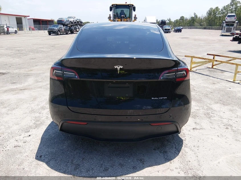 Tesla Model Y LONG RANGE DUAL MOTOR ALL-WHEEL DRIVE, снимка 6 - Автомобили и джипове - 54743832