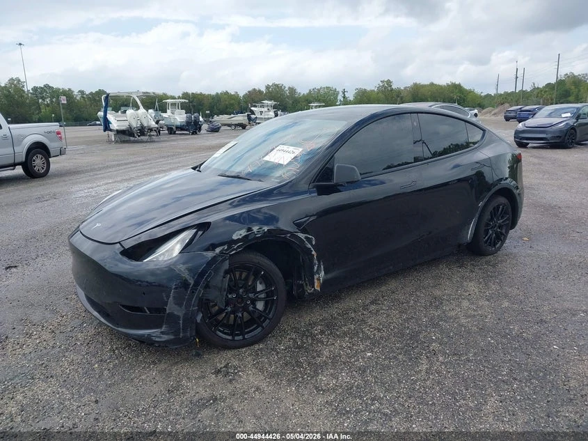 Tesla Model Y LONG RANGE DUAL MOTOR ALL-WHEEL DRIVE