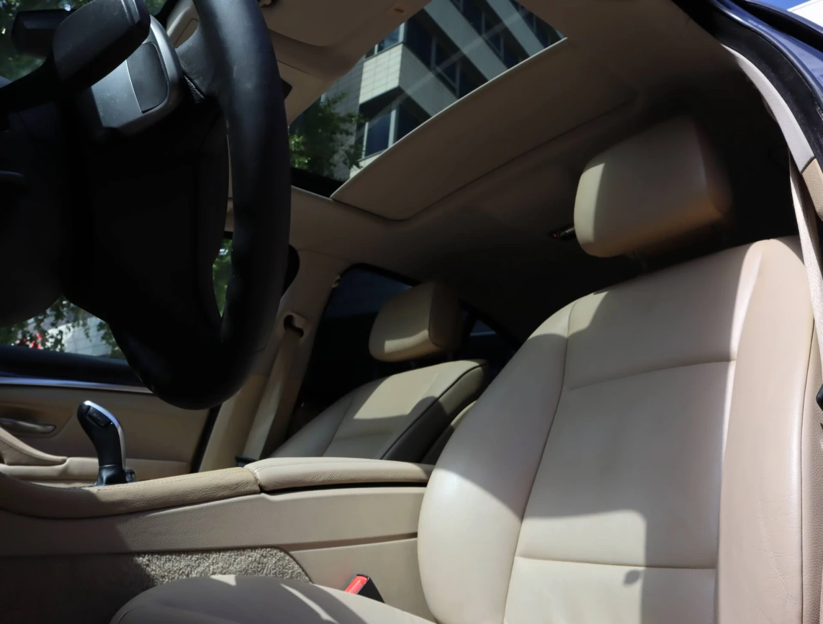 BMW 530 D/Sport/PDC/Xenon/Leader, снимка 10 - Автомобили и джипове - 54760250