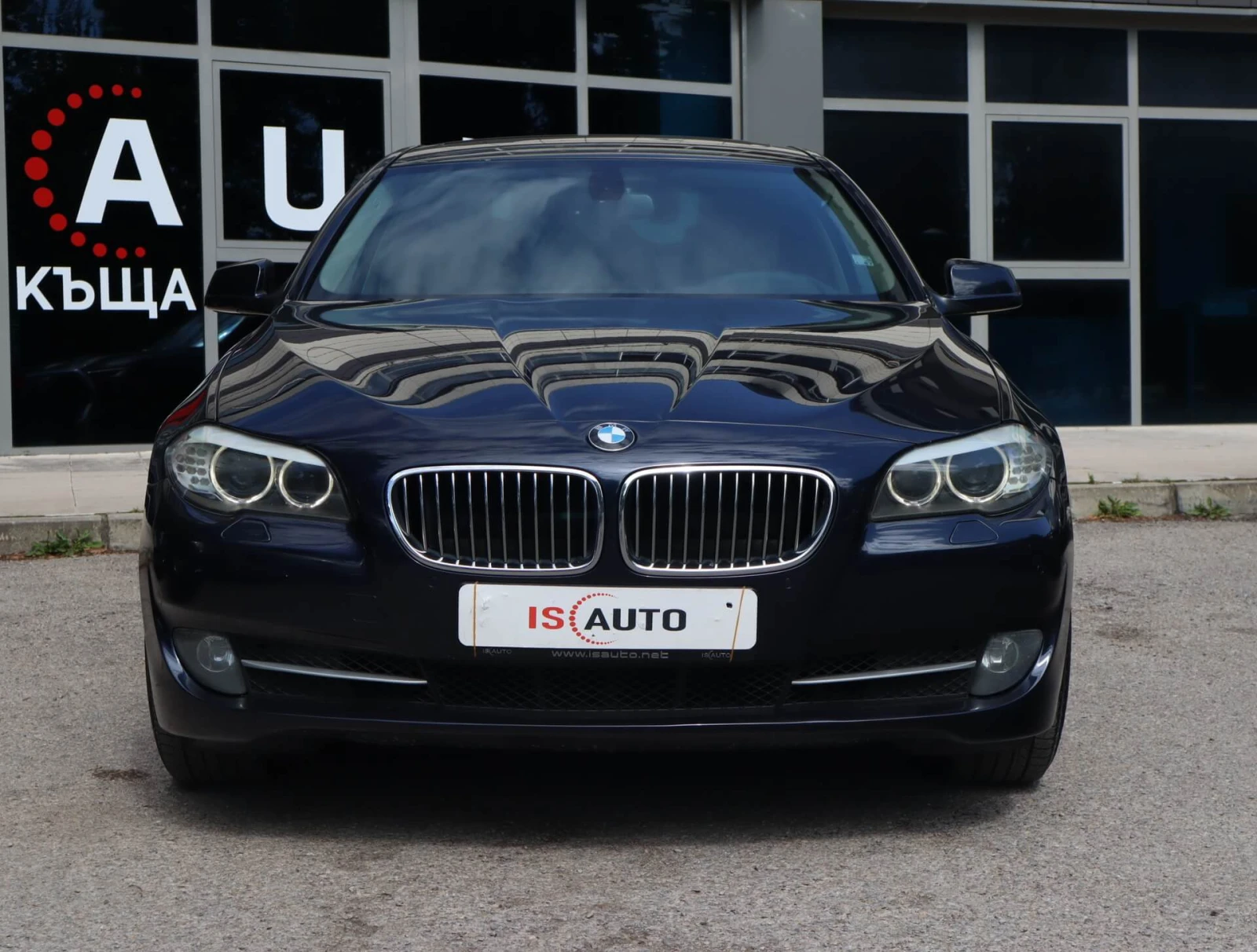 BMW 530 D/Sport/PDC/Xenon/Leader, снимка 2 - Автомобили и джипове - 54760250