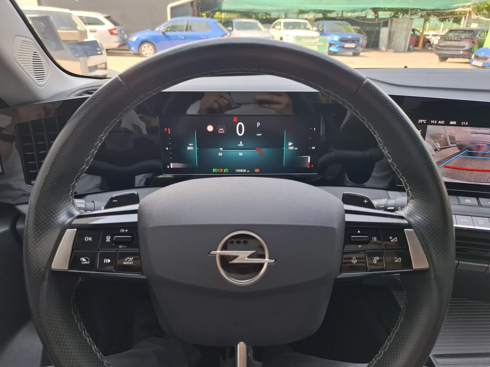 Opel Astra 1.2 I, снимка 13 - Автомобили и джипове - 55222742