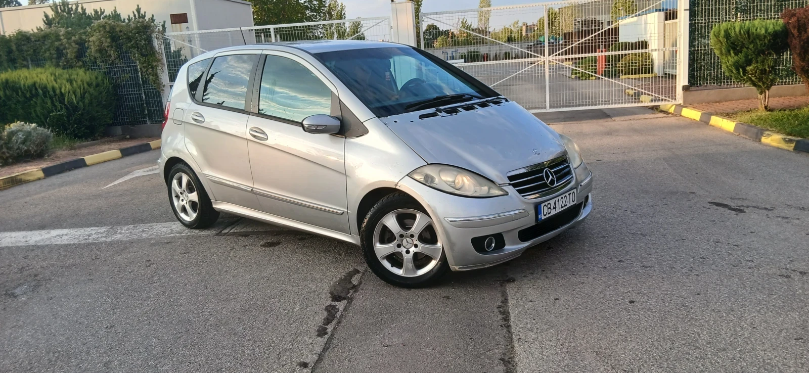 Mercedes-Benz A 180 АВТОМАТИК, снимка 3 - Автомобили и джипове - 55854196