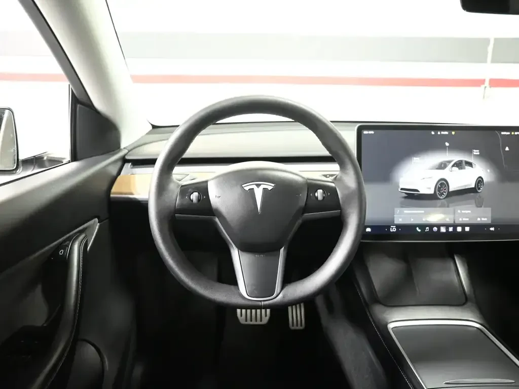 Tesla Model Y LONG RANGE DUAL MOTOR* CARFAX, снимка 10 - Автомобили и джипове - 56119139
