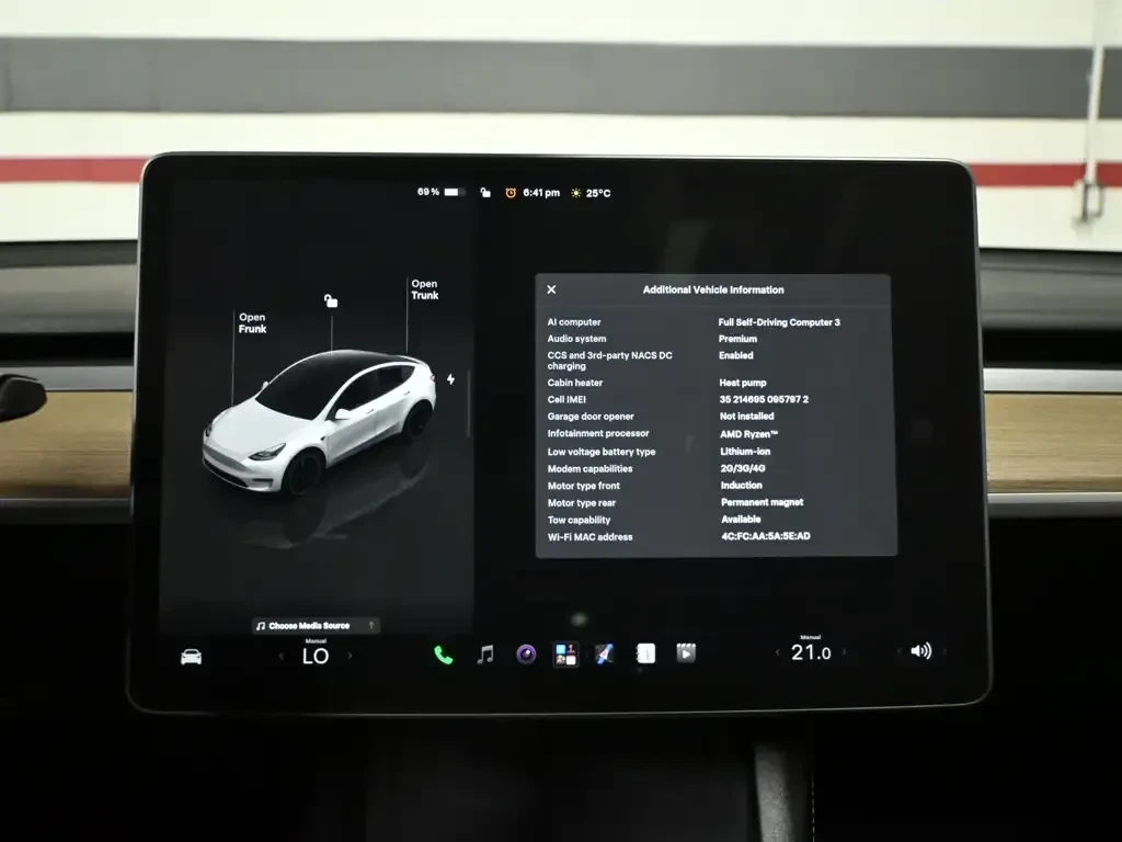 Tesla Model Y LONG RANGE DUAL MOTOR* CARFAX, снимка 12 - Автомобили и джипове - 56119139