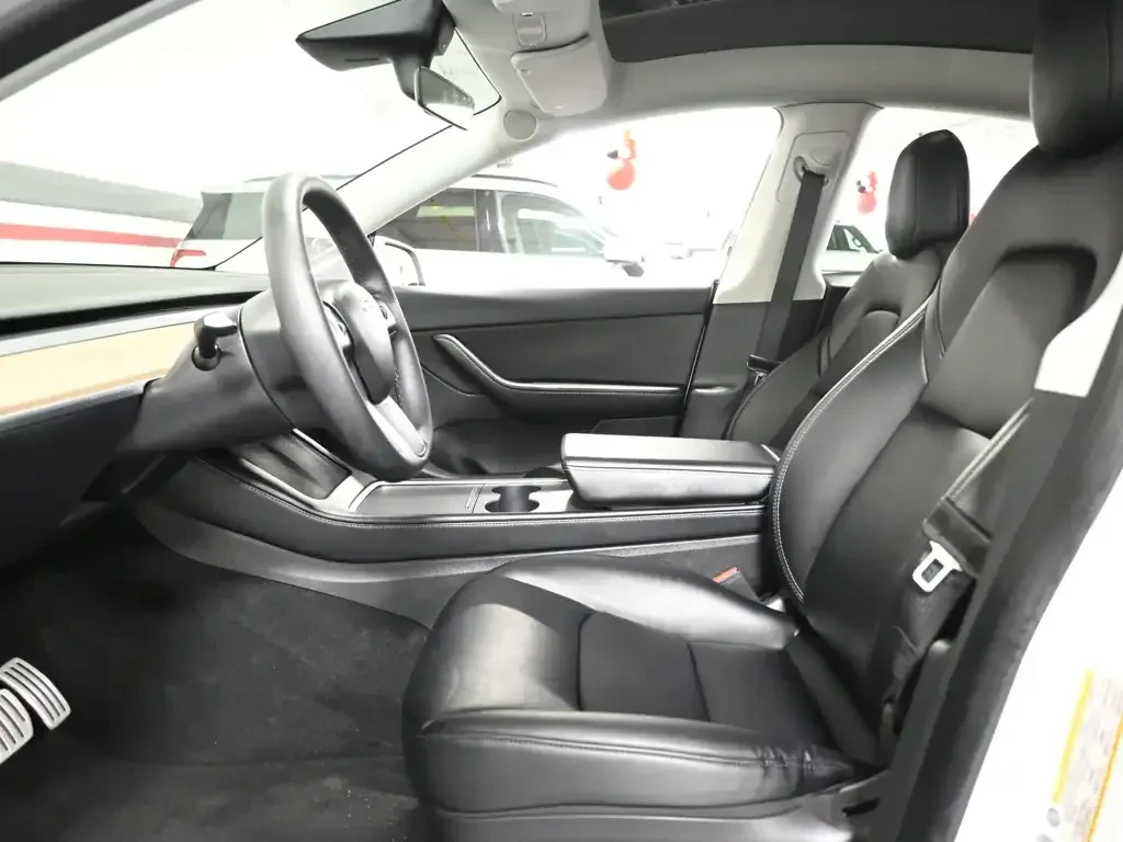 Tesla Model Y LONG RANGE DUAL MOTOR* CARFAX, снимка 17 - Автомобили и джипове - 56119139