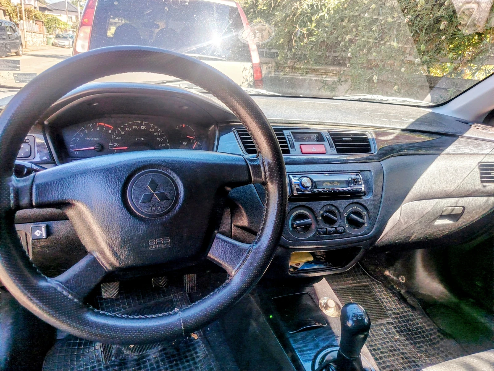 Mitsubishi Lancer 1600, снимка 8 - Автомобили и джипове - 56125268