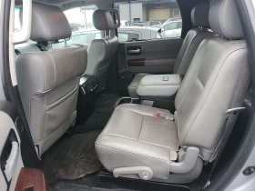 Toyota Sequoia PLATINUM 5.7* Обдух* JBL* Дистроник* Става на газ*, снимка 8