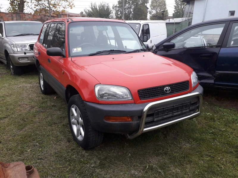 Toyota Rav4 2.0, снимка 2 - Автомобили и джипове - 36555849