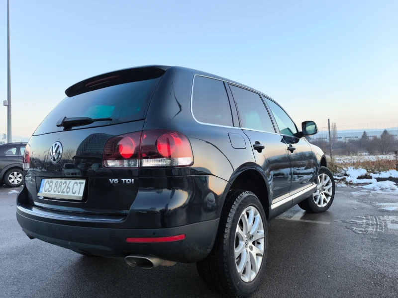 VW Touareg, снимка 3 - Автомобили и джипове - 48797045