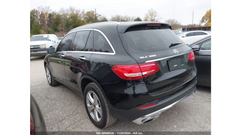 Mercedes-Benz GLC 300 КАМЕРА* М ТОЧКА* КЕЙЛЕС* ПЪЛНА СЕРВИЗНА ИСТОРИЯ!, снимка 4 - Автомобили и джипове - 49116435