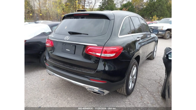 Mercedes-Benz GLC 300 КАМЕРА* М ТОЧКА* КЕЙЛЕС* ПЪЛНА СЕРВИЗНА ИСТОРИЯ!, снимка 6 - Автомобили и джипове - 49116435