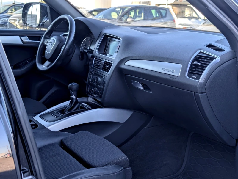 Audi Q5 2.0TDI S-Line Full Full Full, снимка 11 - Автомобили и джипове - 51805790