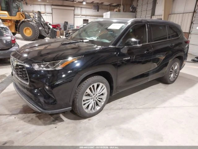 Toyota Highlander HYBRID PLATINUM* ФИКСИРАНА ЦЕНА!, снимка 2 - Автомобили и джипове - 53599343