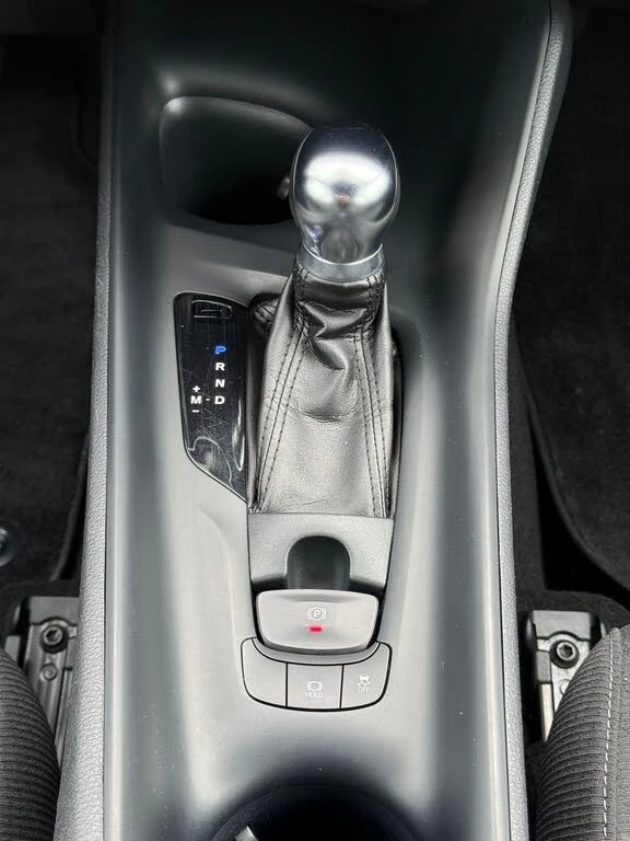 Toyota C-HR XLE* ����������* (���� �� ��) | Mobile.bg � ����������� 9