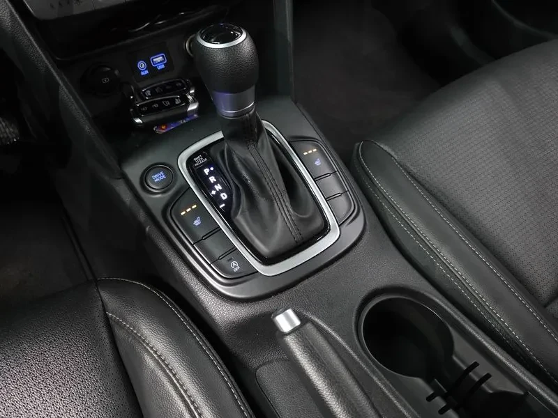 Hyundai Kona Diesel 1.6 2Wd Modern 10, 255.01   Крайна цена до , снимка 9 - Автомобили и джипове - 56206517