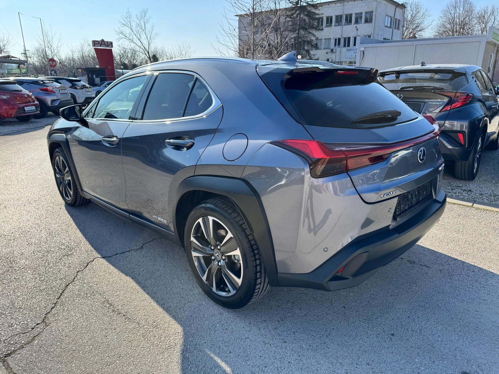 Lexus UX 250h 2.0h 60000км 4х4 184к.с luxury FULL 360 Камери  - изображение 6