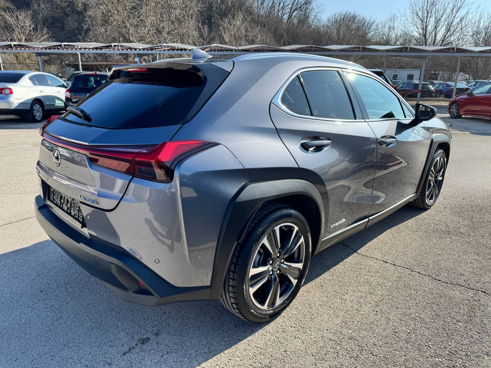 Lexus UX 250h 2.0h 60000км 4х4 184к.с luxury FULL 360 Камери  - изображение 4