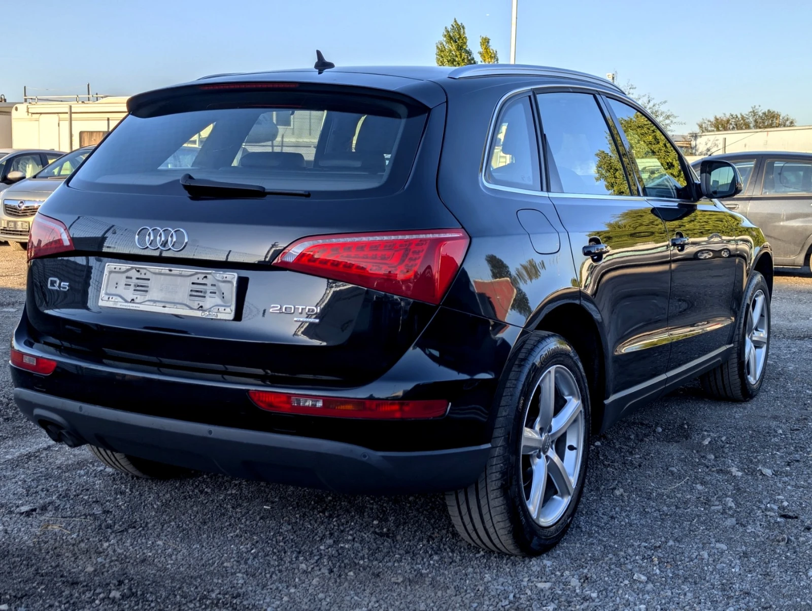 Audi Q5 2.0TDI S-Line Full Full Full - изображение 6