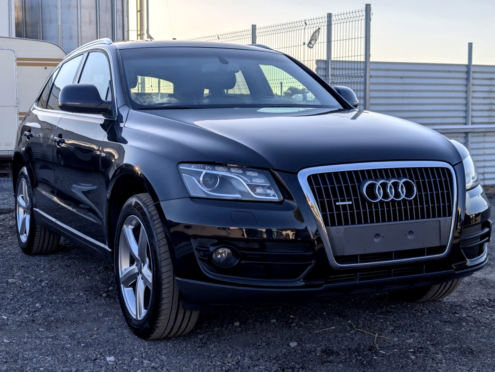 Audi Q5 2.0TDI S-Line Full Full Full - изображение 7