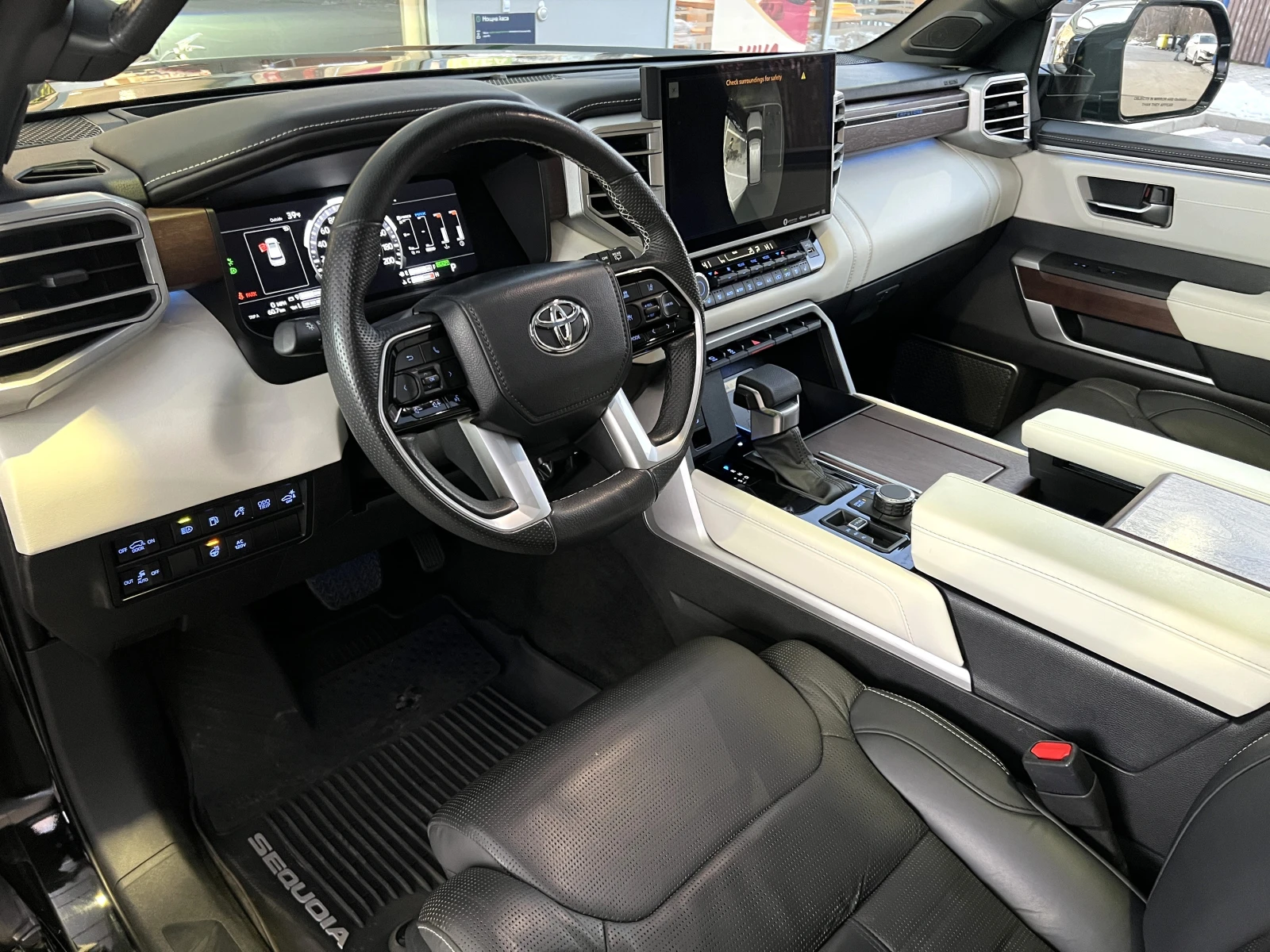 Toyota Sequoia 3.5 HYBRID/CAPSTONE/JBL/HEAD UP/PANO/360/7-МЕСТЕН/ - изображение 9