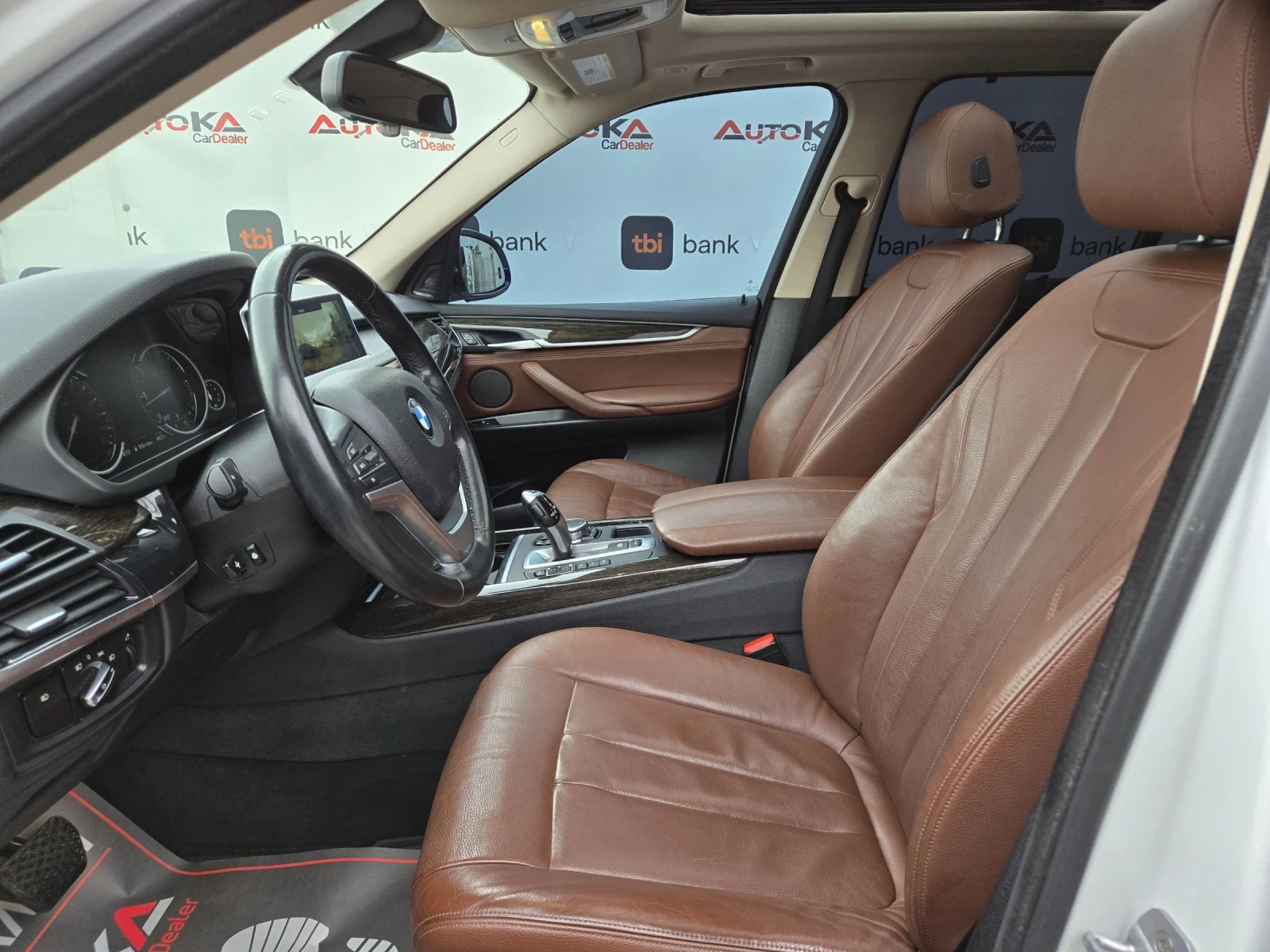 BMW X5 3.0D-258кс/HUD/DIGITAL/H&K/360/PANO/KEYLESS - изображение 7