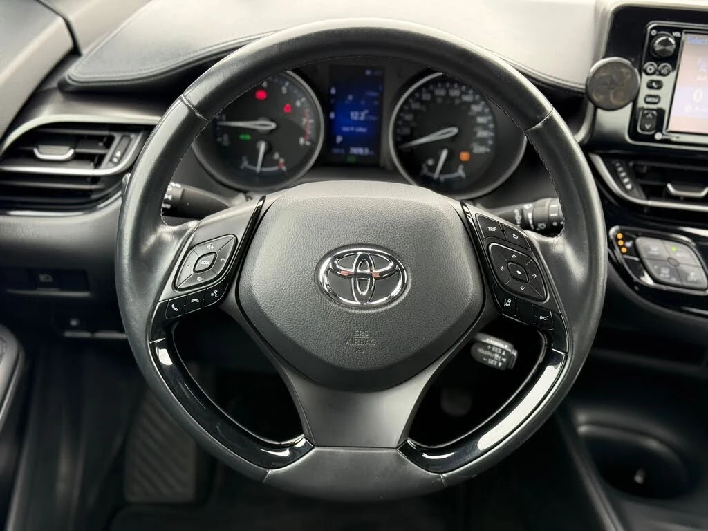 Toyota C-HR XLE* ����������* (���� �� ��) | Mobile.bg � ����������� 12