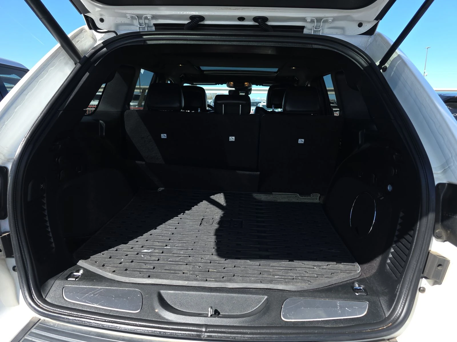 Jeep Grand cherokee High Altitude Edition, снимка 15 - Автомобили и джипове - 54139674