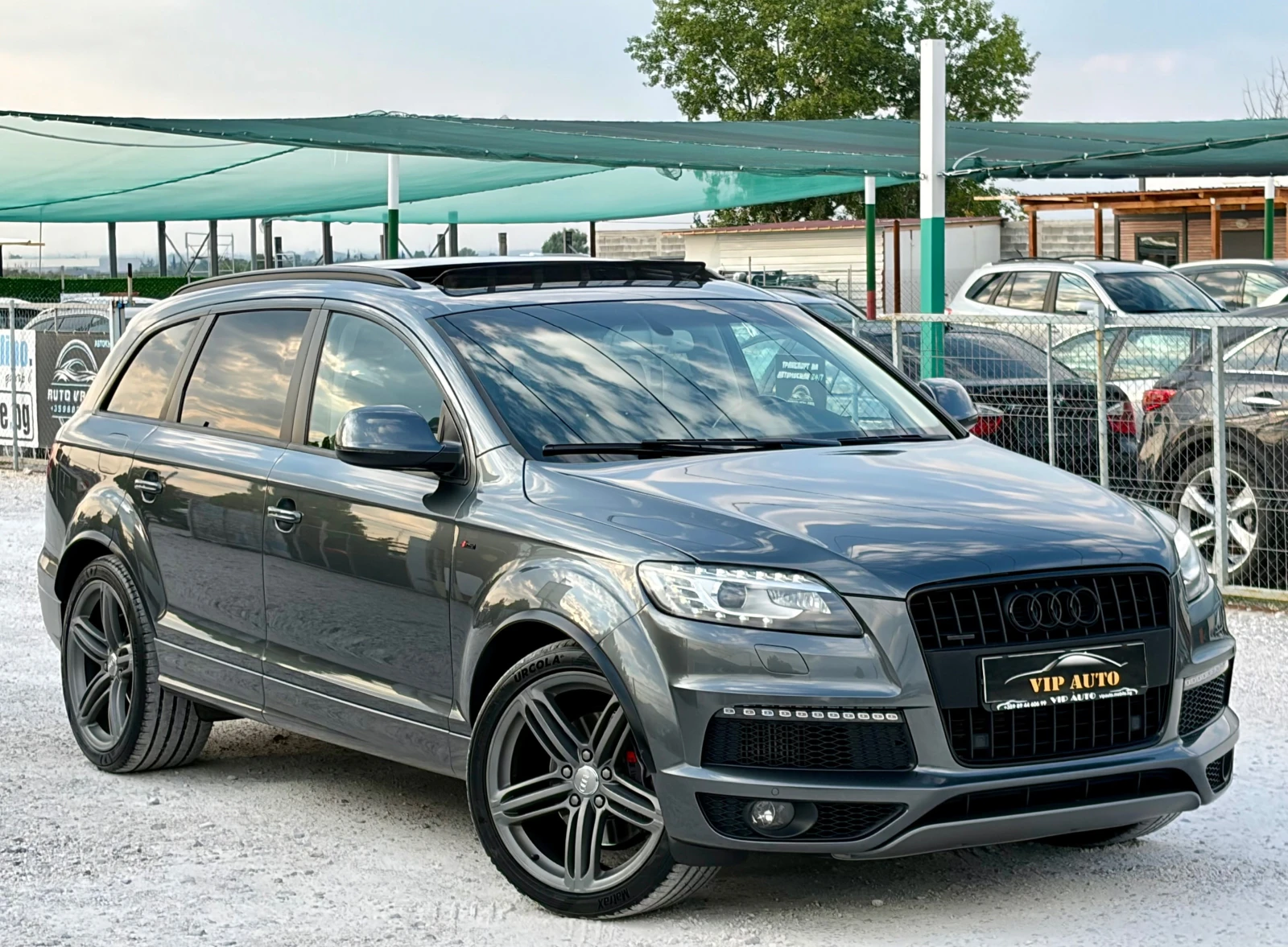 Audi Q7 3.0TDI QUATTRO S-LINE DISTRONIC KEYLESS PANO FULL, снимка 2 - Автомобили и джипове - 55592459