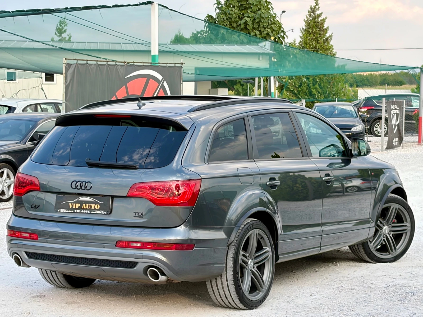 Audi Q7 3.0TDI QUATTRO S-LINE DISTRONIC KEYLESS PANO FULL, снимка 8 - Автомобили и джипове - 55592459