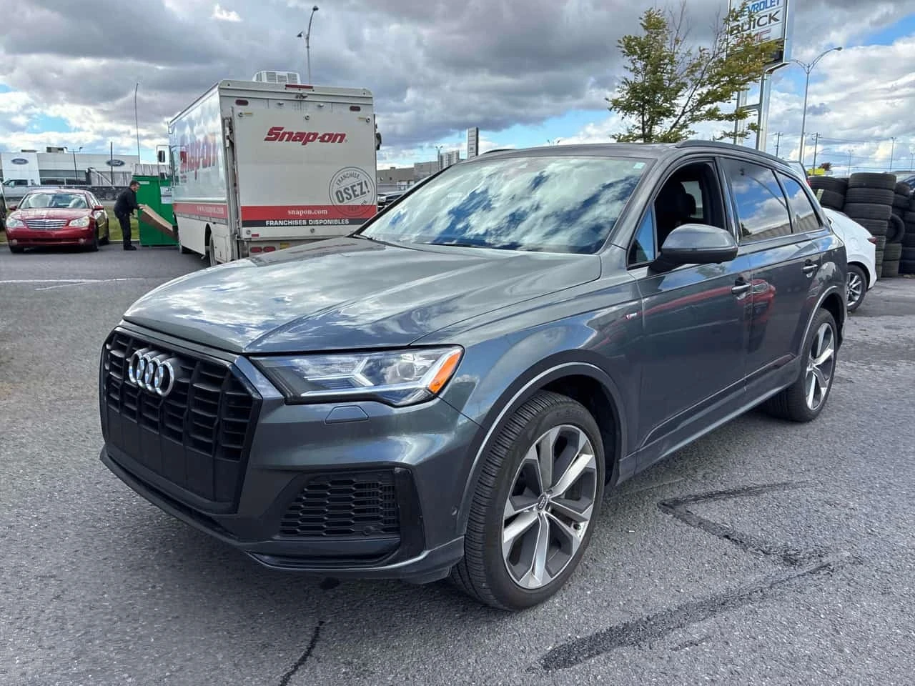 Audi Q7 * Progressiv * CARFAX * 360 КАМЕРА * ОБДУХВАНЕ * 