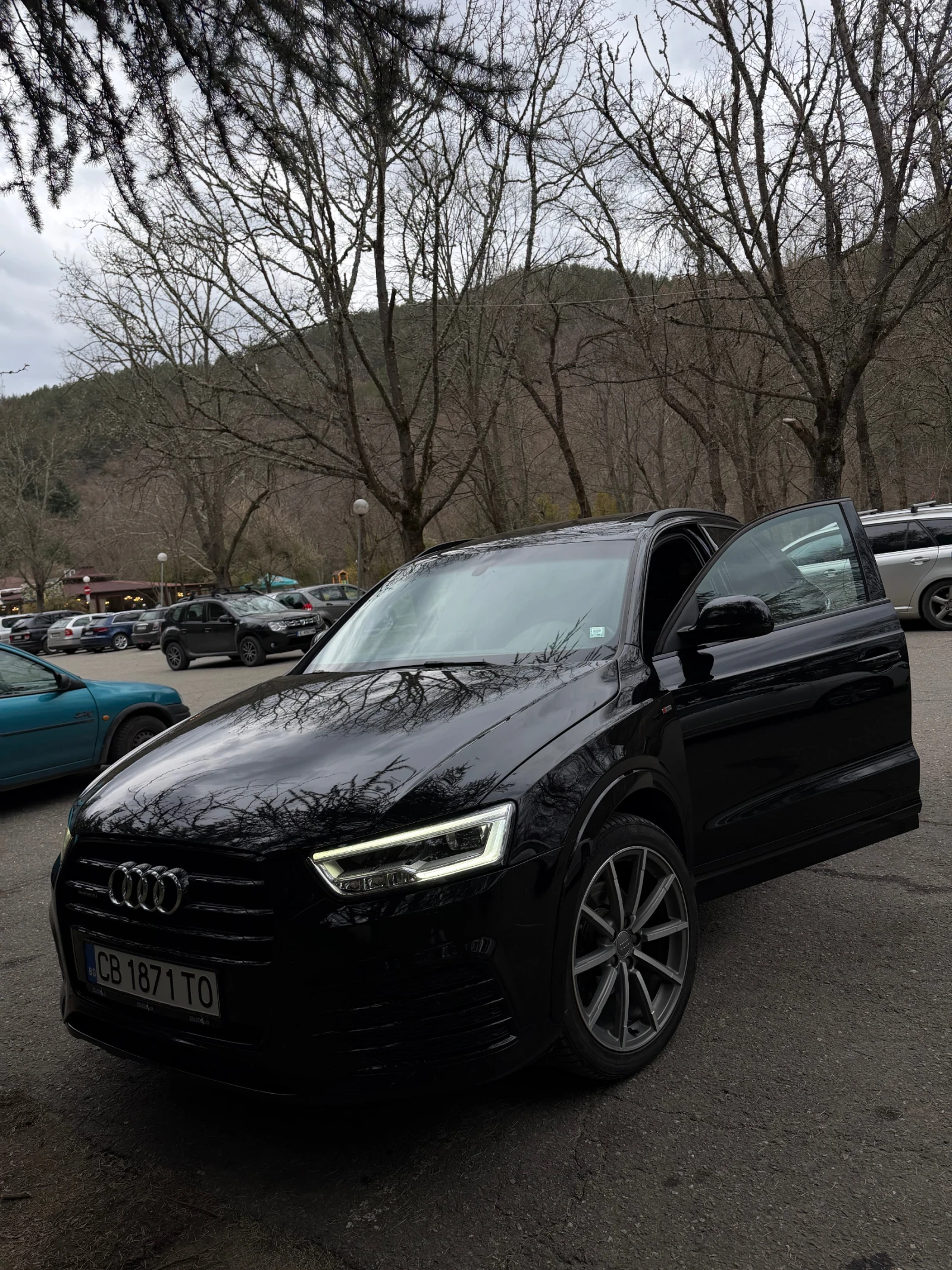 Audi Q3 3xS line, снимка 2 - Автомобили и джипове - 56615411