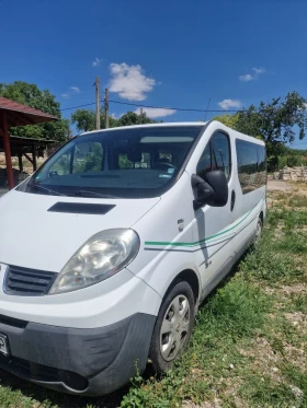 Обява за продажба на Renault Trafic passenger ~13 200 лв. - изображение 1