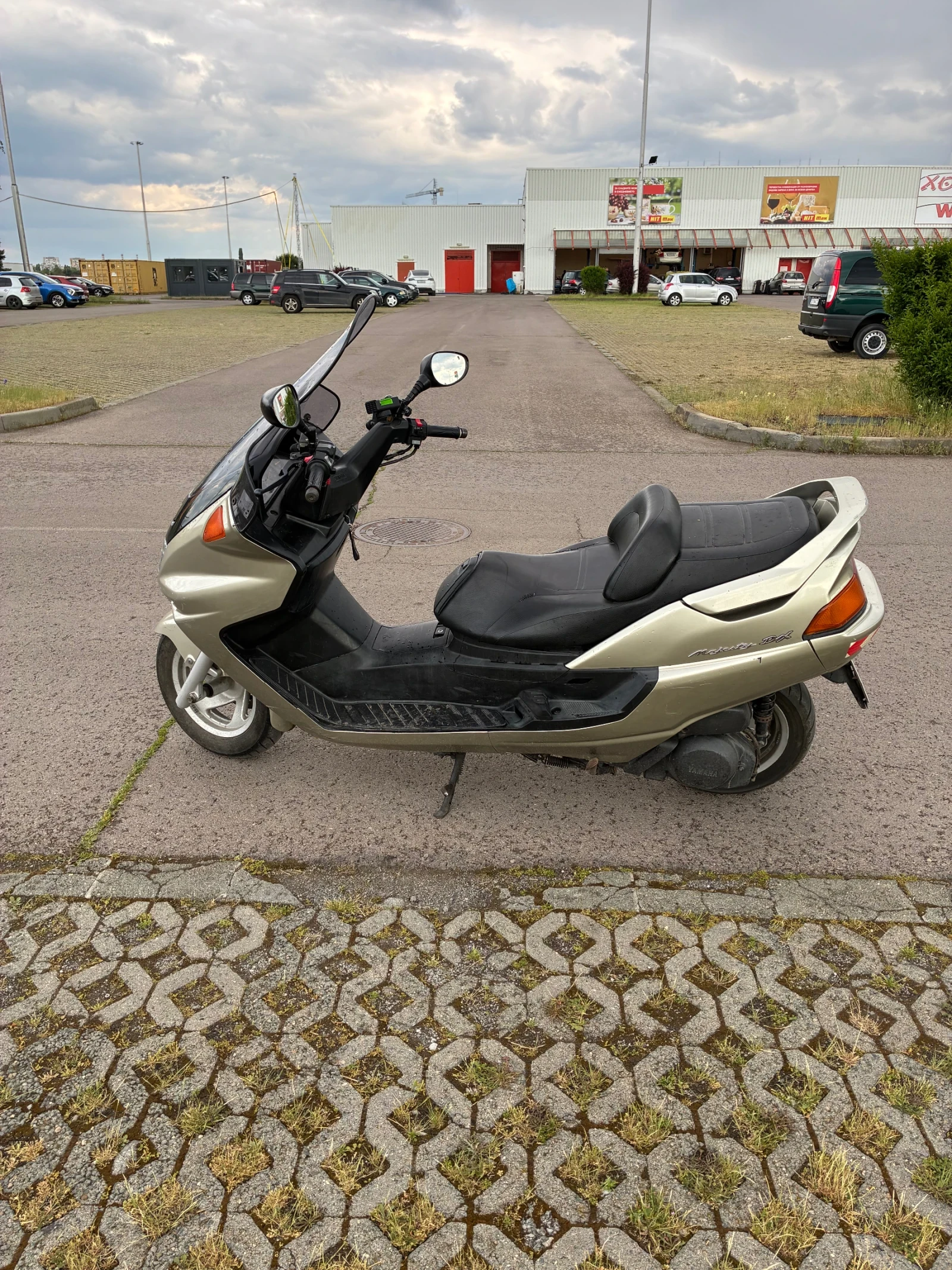 Yamaha Majesty