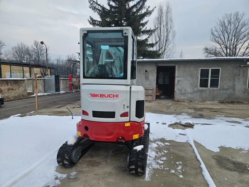 Багер Takeuchi TB325R, снимка 3 - Индустриална техника - 48764593