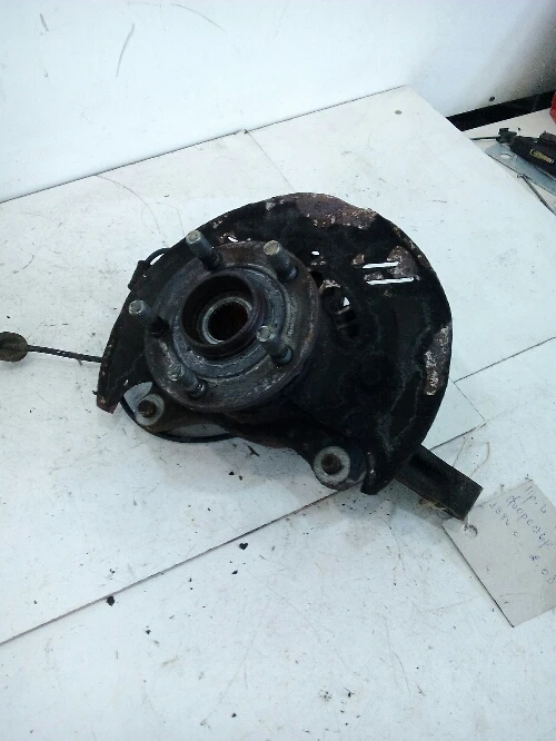 Шенкел преден ляв Субару Форестър