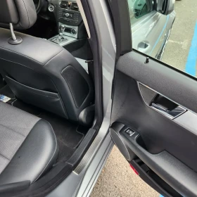 Mercedes-Benz C 280, снимка 14